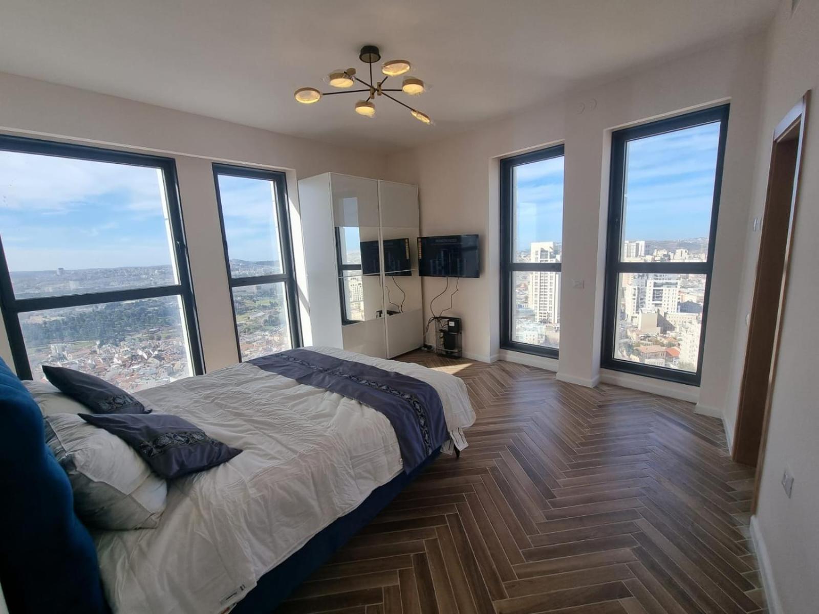 Jtower Royal Suites - Alefimmoed Jerusalém Exterior foto